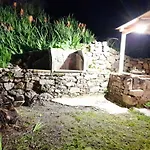 Garden House Q4527 *